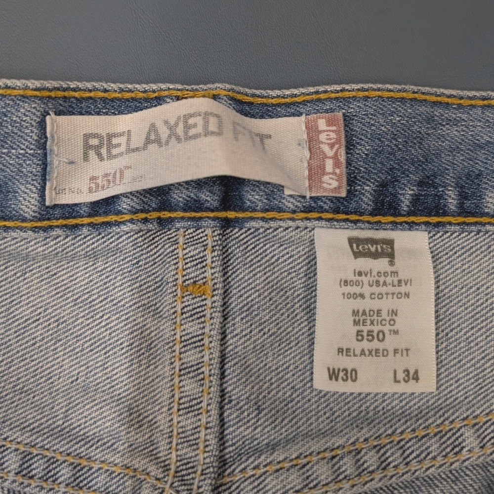 Levis 550 Relaxed Fit Jeans Mens  30x34 Y2K Blue Medium Wash Denim 00550-4834 - Picture 7 of 14